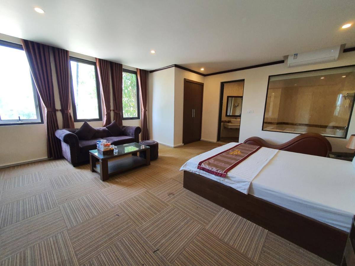 Khách Sạn Hoàng Gia II Thai Binh Esterno foto