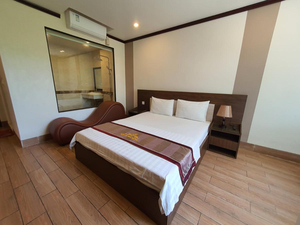 Khách Sạn Hoàng Gia II Thai Binh Esterno foto