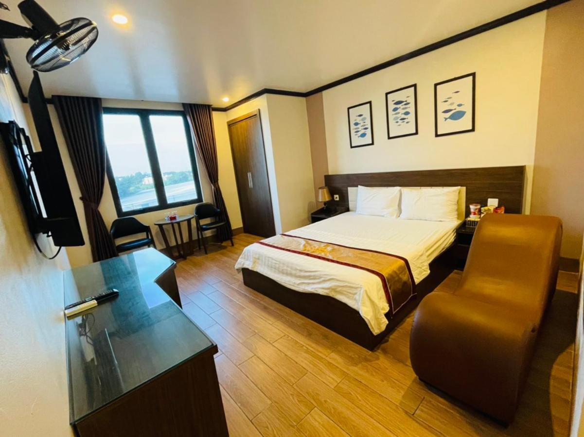 Khách Sạn Hoàng Gia II Thai Binh Esterno foto